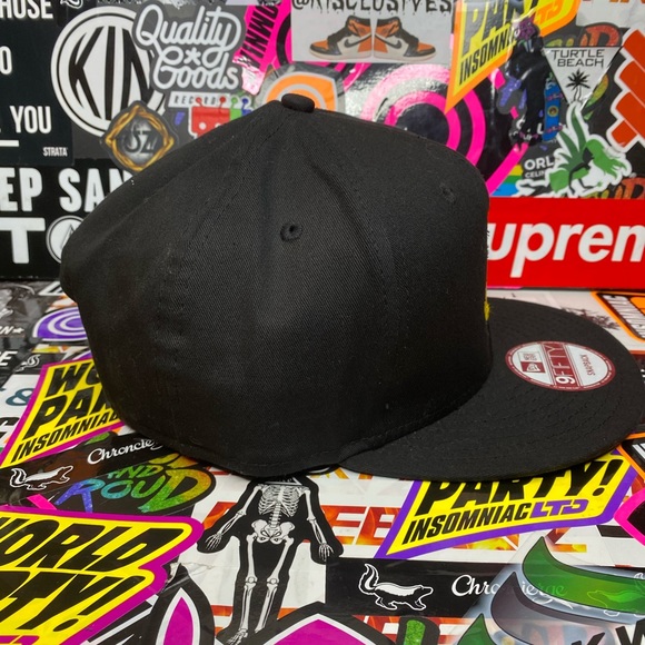 FLIP OFF DUCK - NEW ERA SNAPBACK - Picture 3 of 3